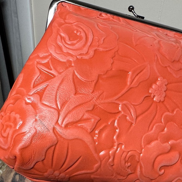 Patricia Nash Embossed Coral Wristlet - Picture 14 of 14
